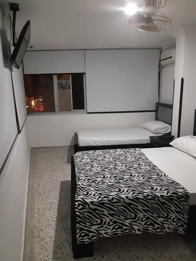 Hotel Embajador Bucaramanga Esterno foto